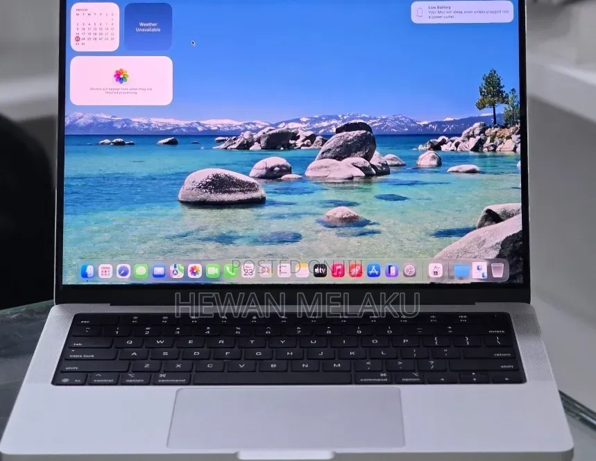 New Apple MacBook Pro 2025 M5 14-inch 16GB Apple M5 Pro SSD 512GB