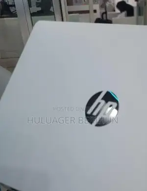 New Laptop HP OmniBook 5 Flip 16GB Intel Core i7 SSD 512GB