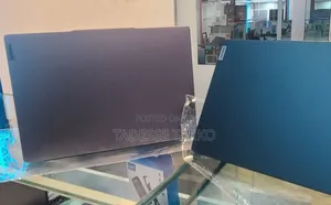 New Laptop Lenovo 16GB AMD Ryzen 7 SSD 512GB