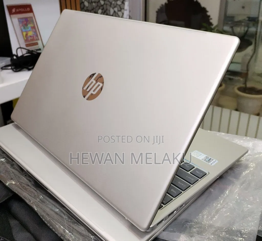 New Laptop HP Stream Notebook 16GB Intel Core i7 SSD 1T