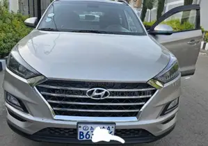 Hyundai Tucson 2020 Gold