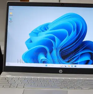 New Laptop HP Pavilion 15 8GB Intel Core i5 SSD 512GB