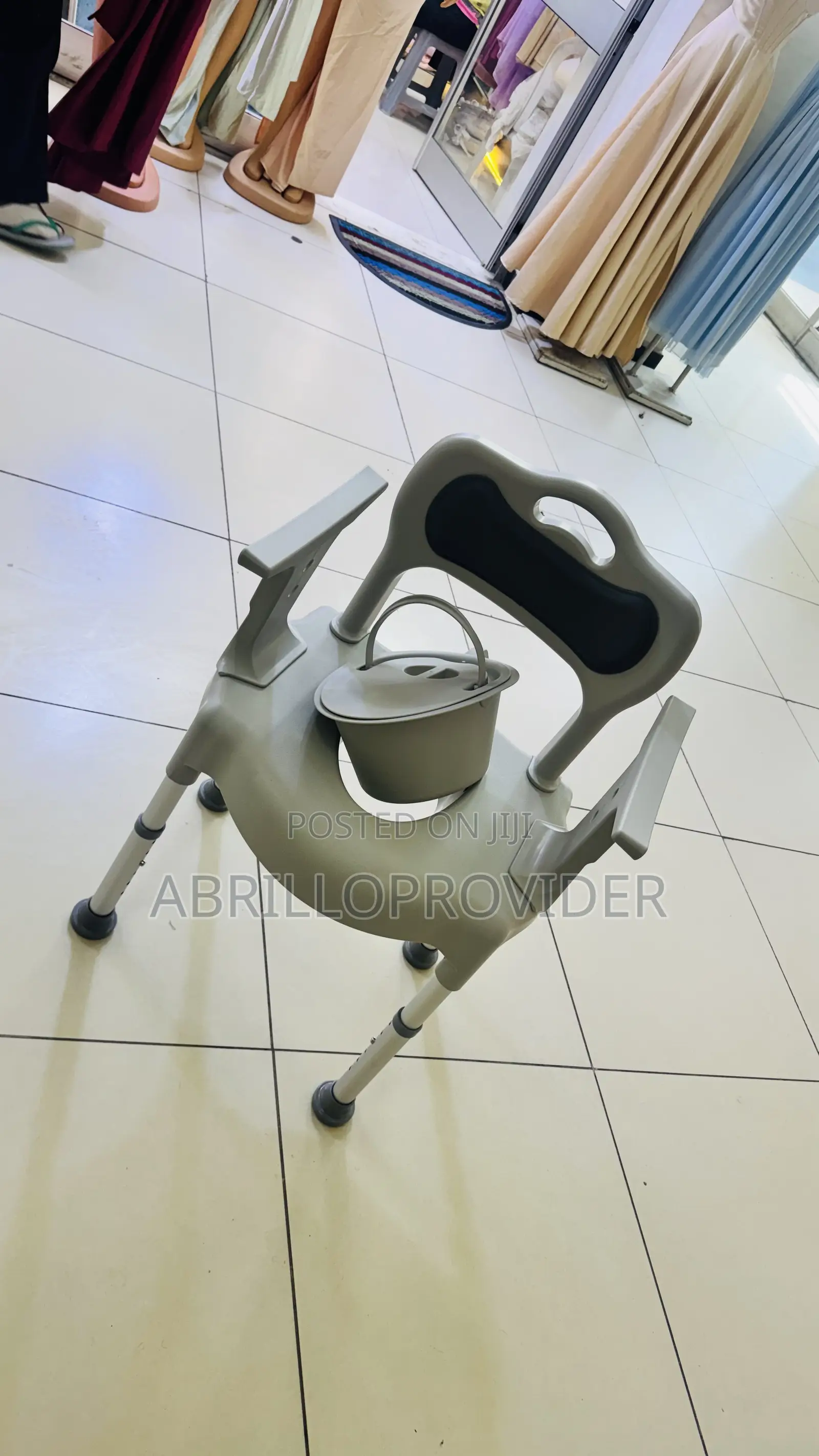 Toilet Seat Foldable刚刚adjustable 250kg
