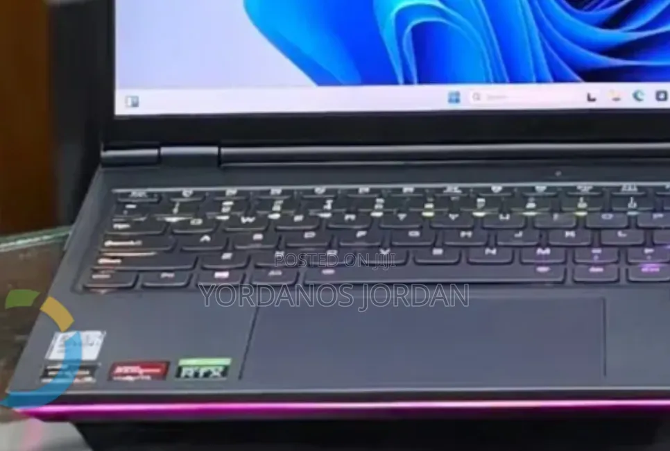 New Laptop Lenovo Legion 5 16GB AMD Ryzen 7 SSD 1T