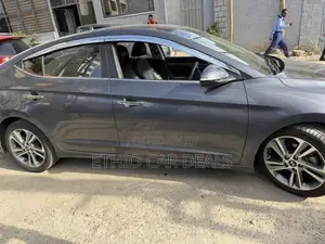 Hyundai Avante 2017 Gray
