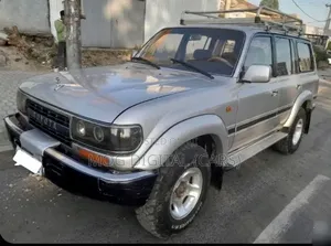 Toyota Land Cruiser 90 1997 Gray