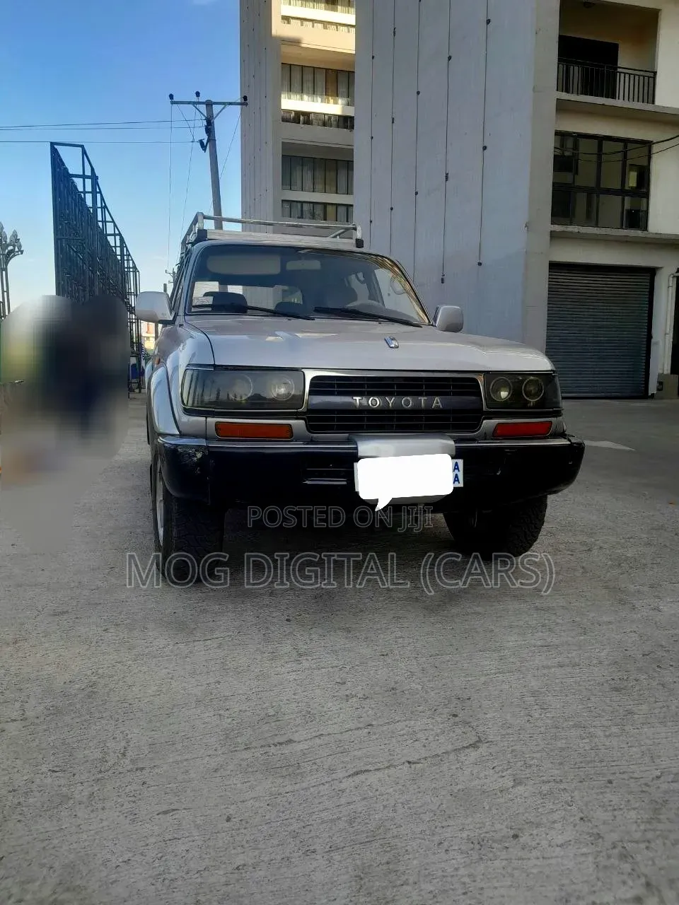 Toyota Land Cruiser 90 1997 Gray