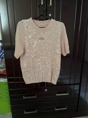 Europe Standard Women Top Comfortable and Fashion