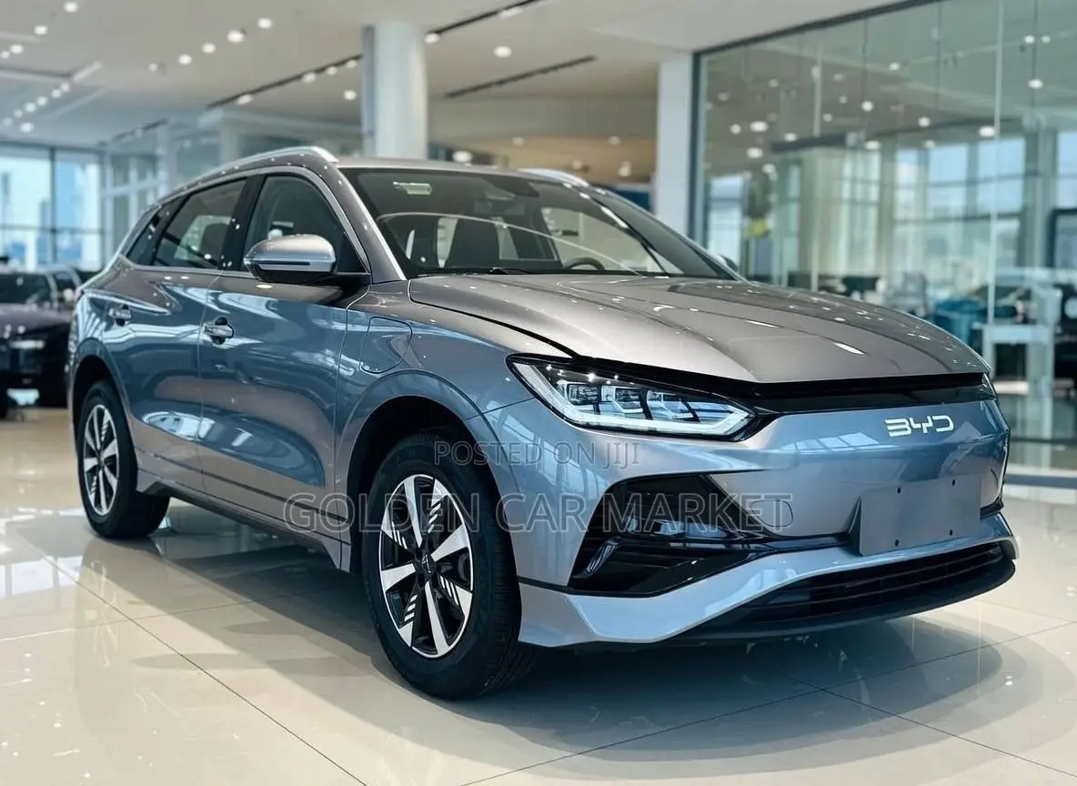 BYD E2 43 kWh 94 hp FWD 2025 Gray