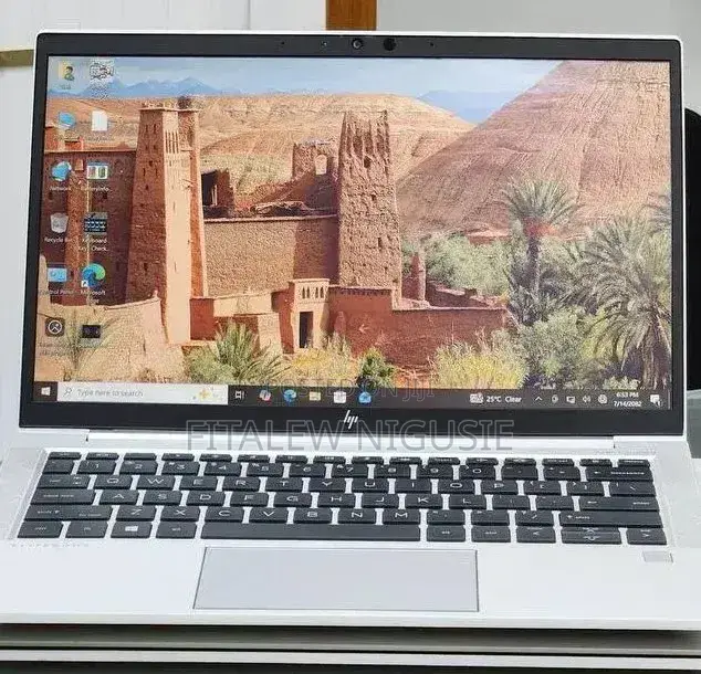 New Laptop HP EliteBook 830 G8 16GB Intel Core i7 SSD 512GB
