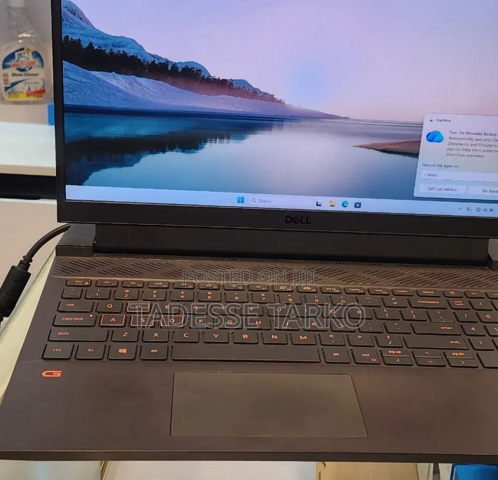 New Laptop Dell G15 5535 16GB Intel Core i7 SSD 512GB