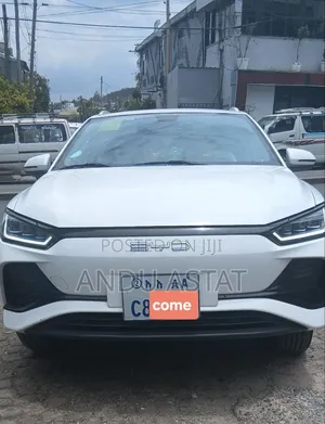 BYD E2 43 kWh 94 hp FWD 2024 White