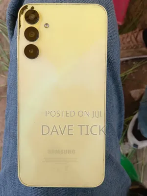 Samsung Galaxy A15 128 GB Yellow