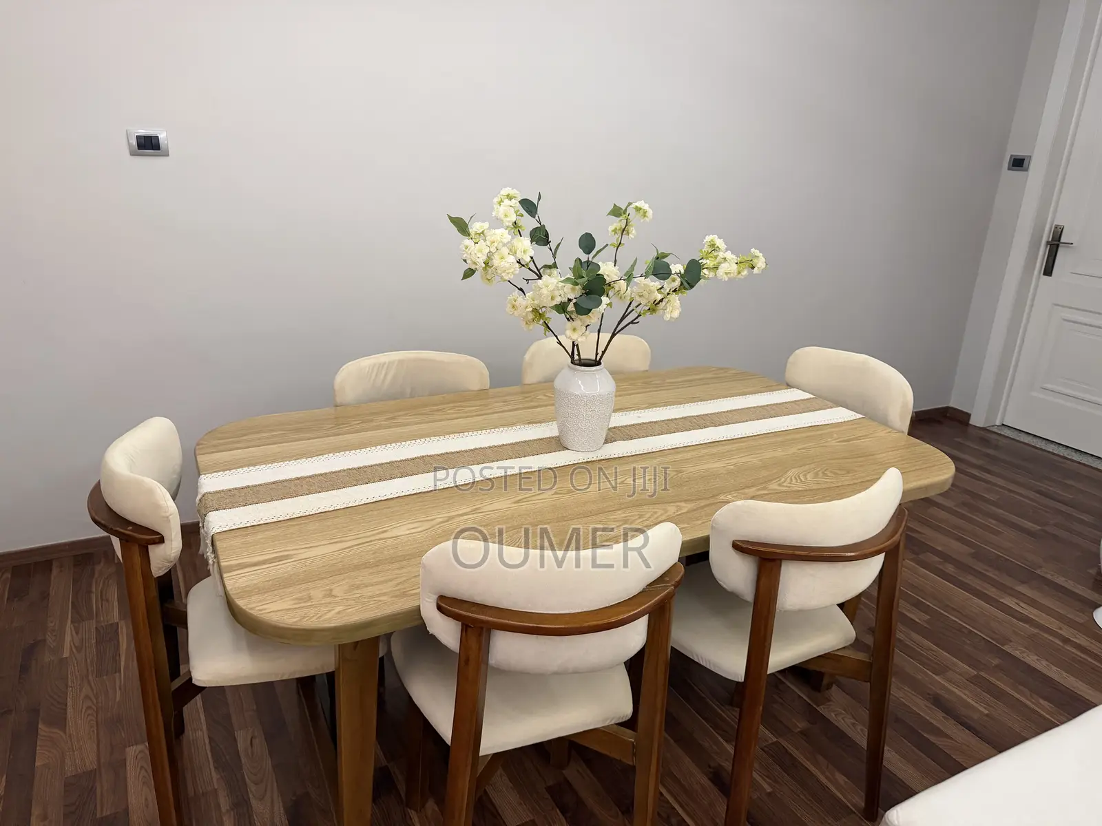 Dining Table 6 Seat