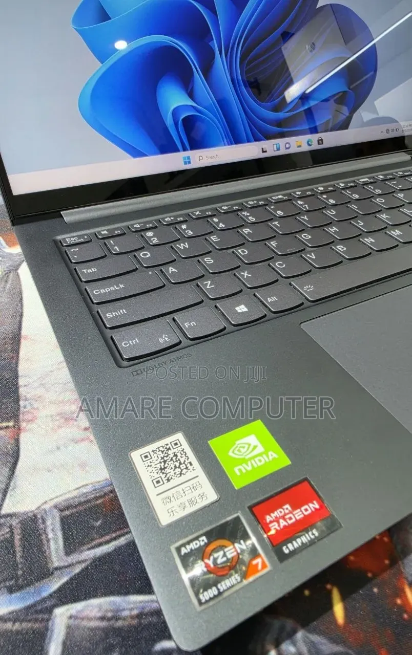New Laptop Lenovo Yoga 2 16GB AMD Ryzen 7 SSD 512GB
