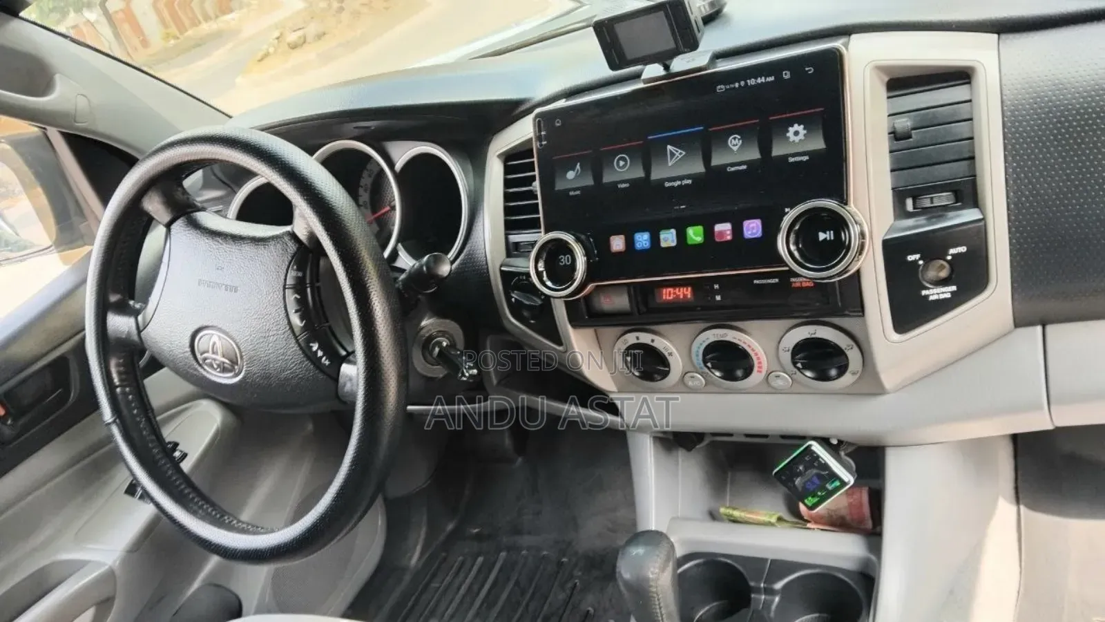 Toyota Tacoma 2011 Silver