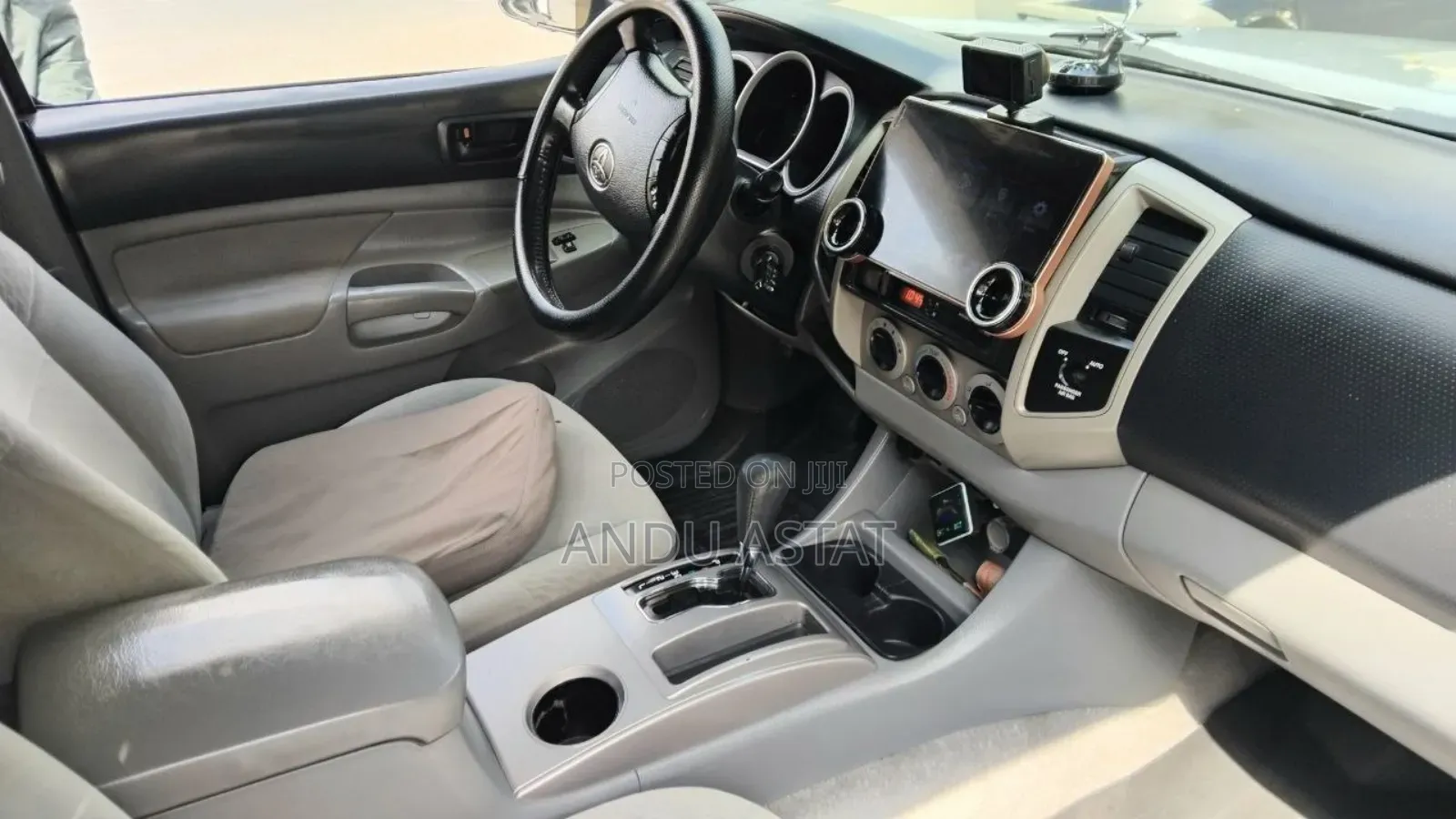 Toyota Tacoma 2011 Silver
