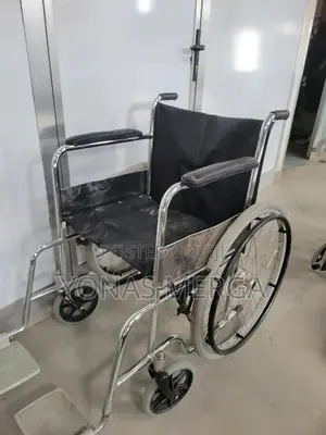 Wheelchair With Hand Brakes簾曲 Seat Width 50 Cm and Depth 40 Cm.
