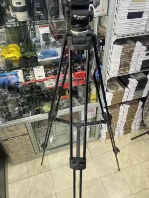2 Meter Camera Tripod Weifeng