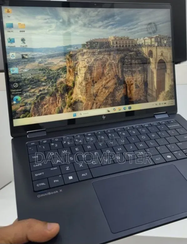 New Laptop HP OmniBook 5 14" 16GB Intel Core Ultra 5 SSD 512GB