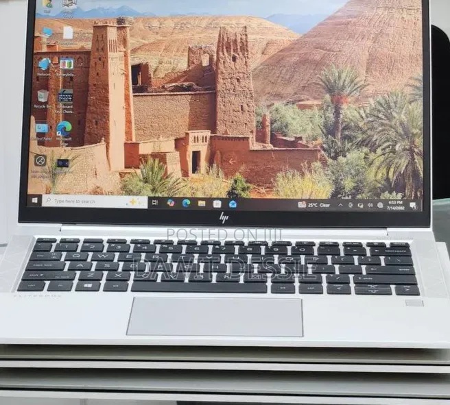 New Laptop HP EliteBook 830 G8 16GB Intel Core i7 SSD 512GB