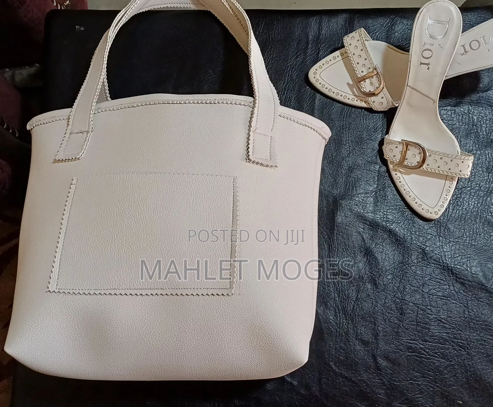 Womanbagne