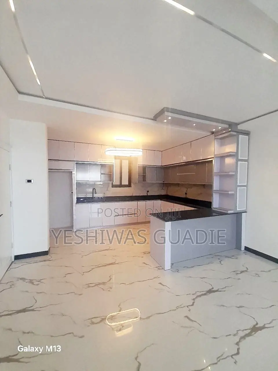 7bdrm House in Bole for sale