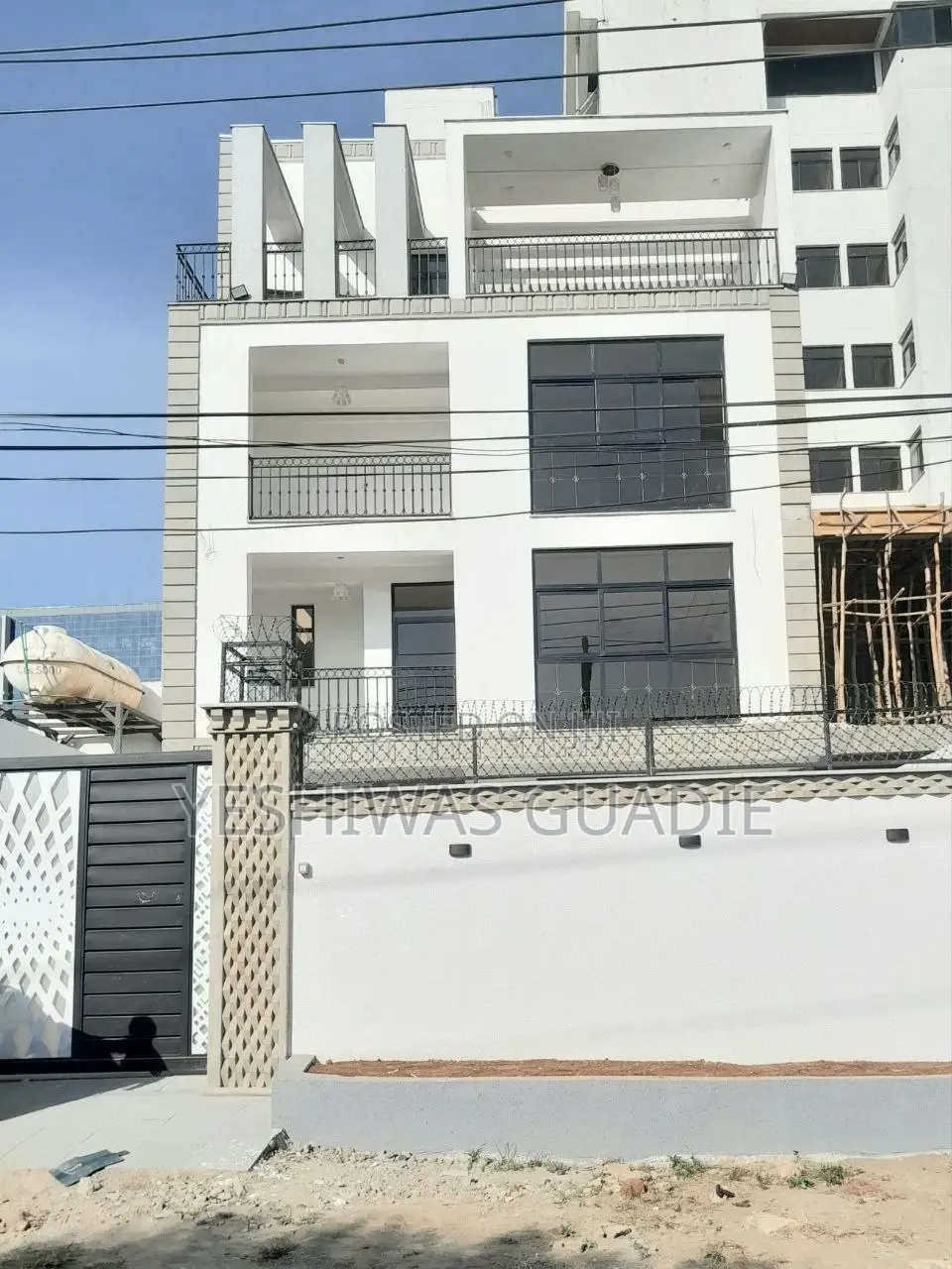7bdrm House in Bole for sale