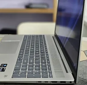 New Laptop HP 16GB Intel Core i7 SSD 1T