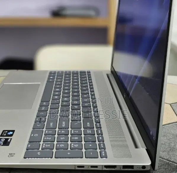 New Laptop HP 16GB Intel Core i7 SSD 1T