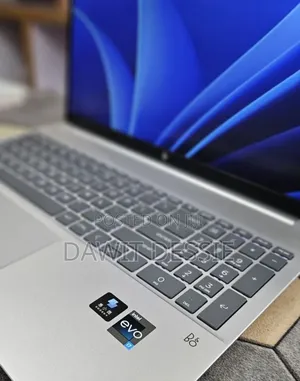 New Laptop HP 16GB Intel Core i7 SSD 1T