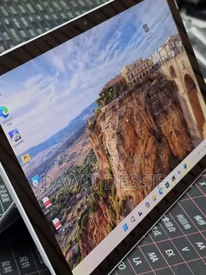 New Laptop Microsoft Surface Pro 7 16GB Intel Core i7 SSD 512GB