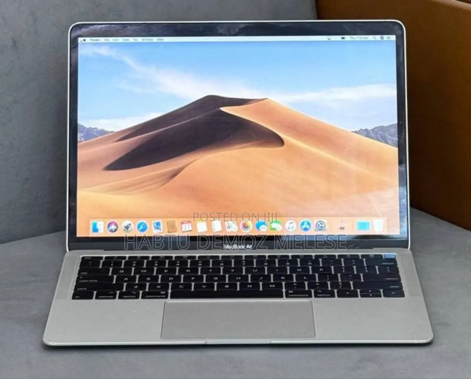 New Laptop Apple MacBook Air 2019 8GB Intel Core i5 SSD 128GB