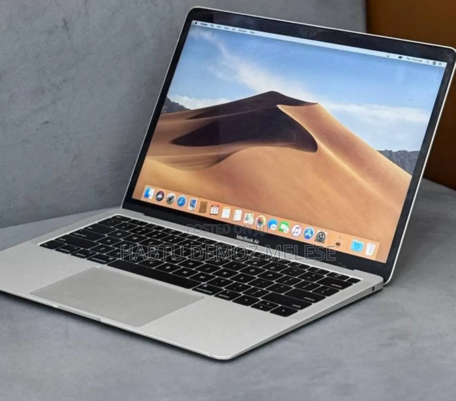 New Laptop Apple MacBook Air 2019 8GB Intel Core i5 SSD 128GB