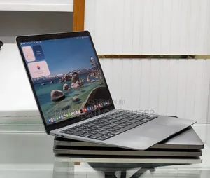 New Laptop Apple MacBook Air 2020 M1 8GB Apple M1 SSD 256GB
