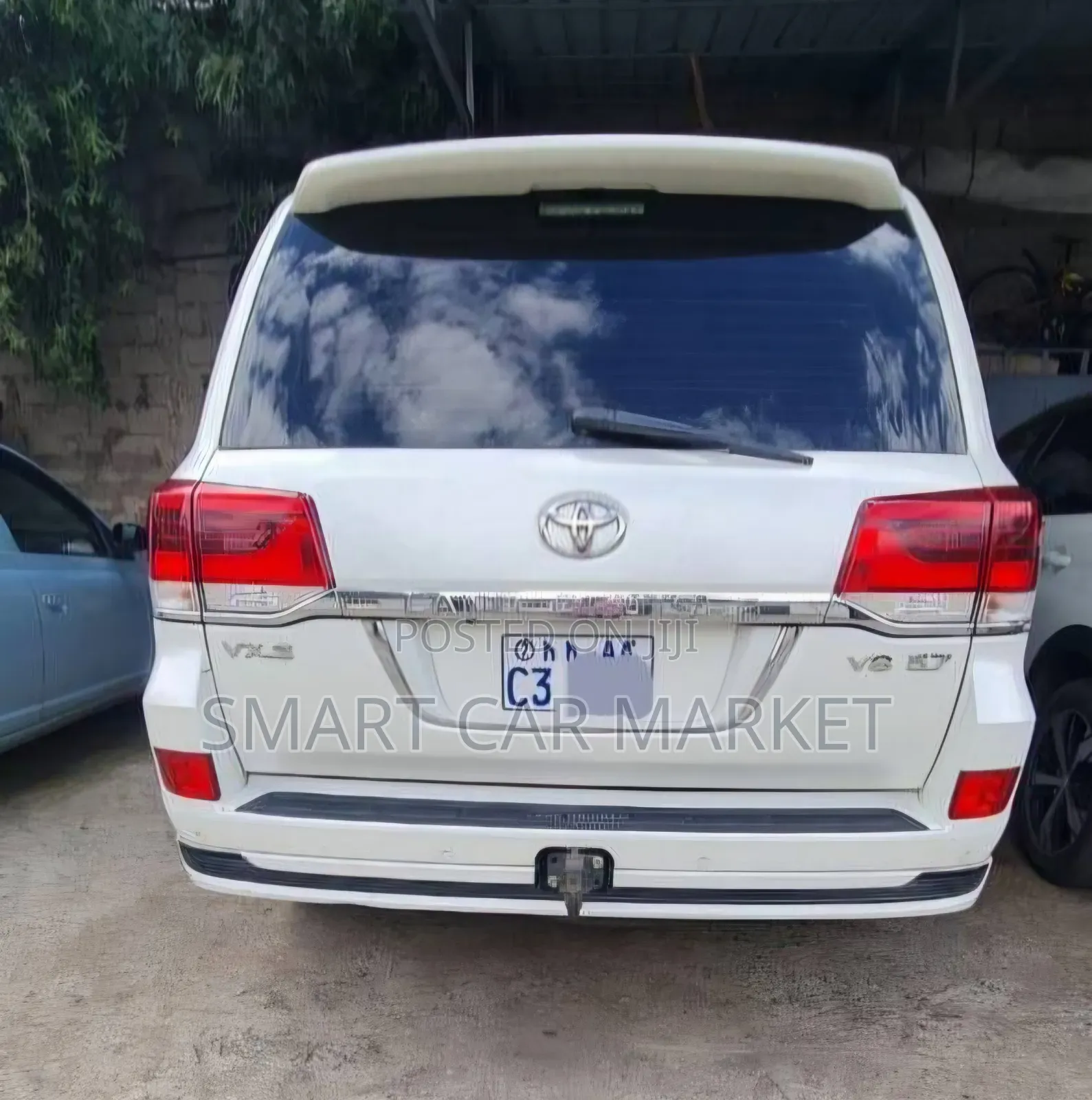 Toyota Land Cruiser 2020 White