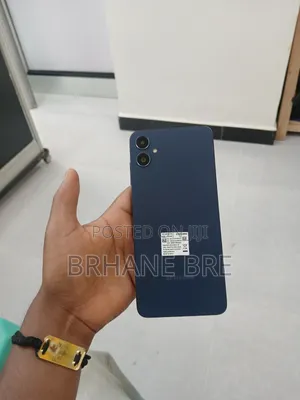 New Samsung Galaxy F05 64 GB Blue