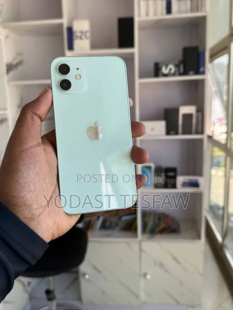 New Apple iPhone 12 128 GB