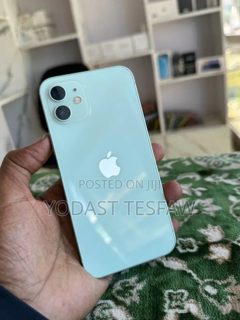 New Apple iPhone 12 128 GB