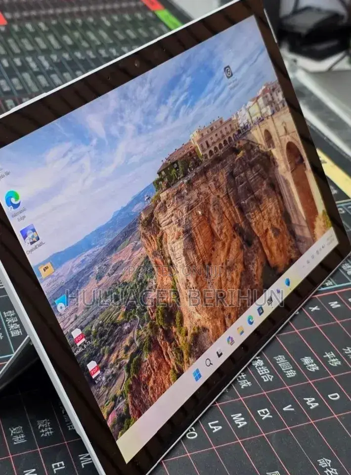 New Laptop Microsoft Surface Pro 7 16GB Intel Core i7 SSD 512GB
