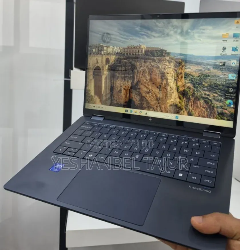 New Laptop HP OmniBook X Flip 14" 16GB Intel Core Ultra 5 SSD 512GB