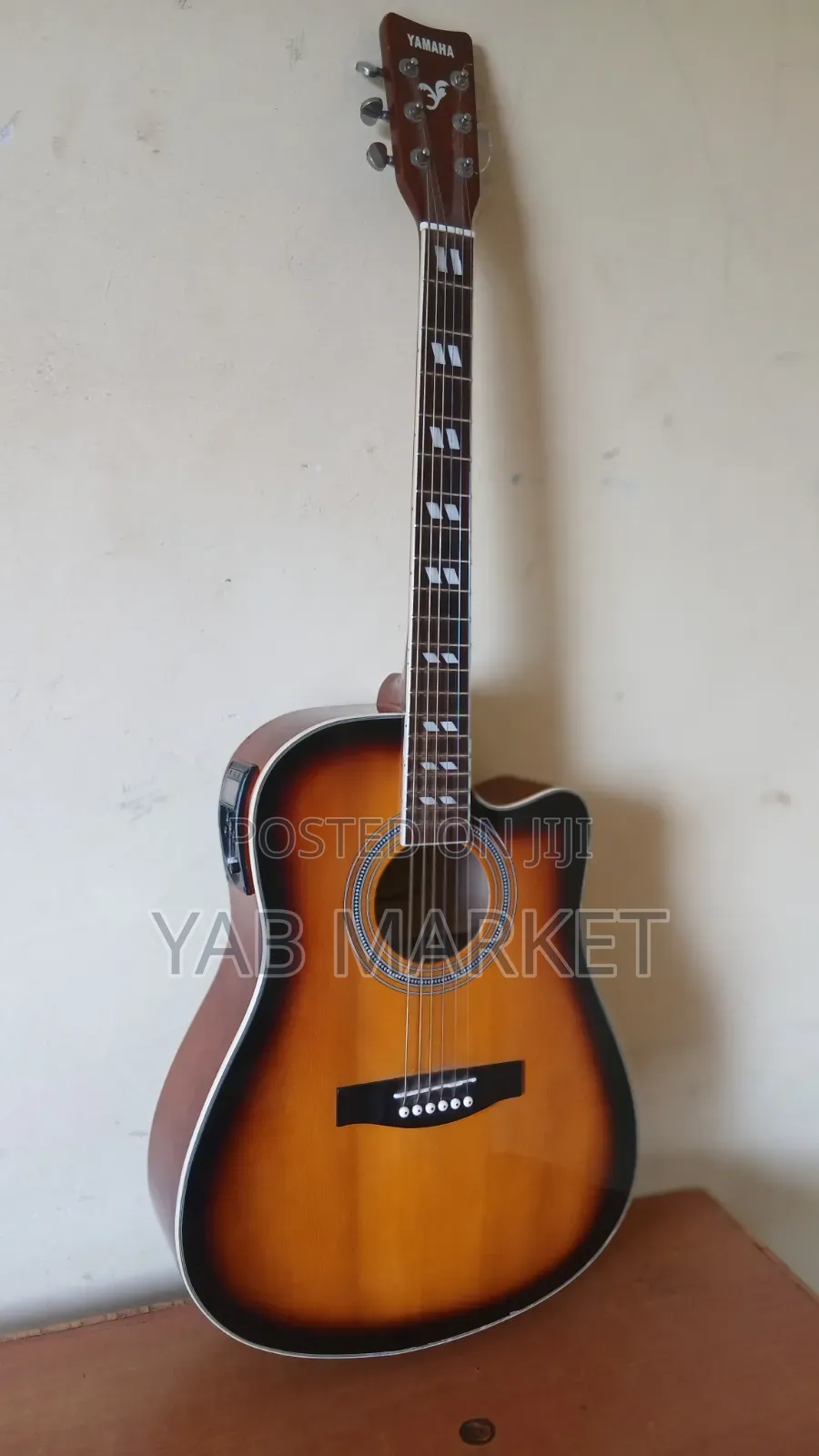 Yamaha Guitar