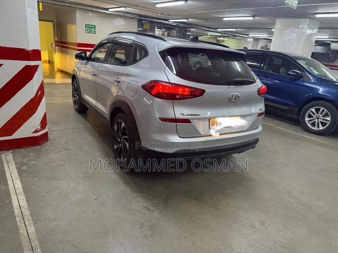 Hyundai Tucson 2019 Silver