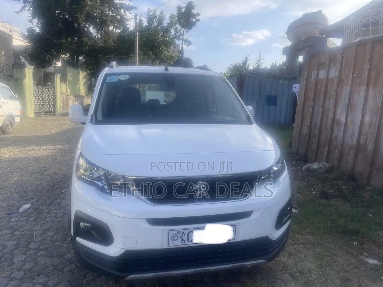 Peugeot Partner 2019 White