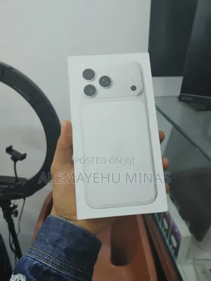 New Apple iPhone 17 Pro Max 256 GB Silver