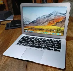 Laptop Apple MacBook Air 4GB Intel Core i5 SSD 128GB