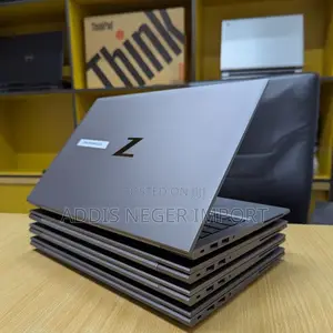 Laptop HP ZBook Firefly G8 16GB Intel Core i5 SSD 512GB