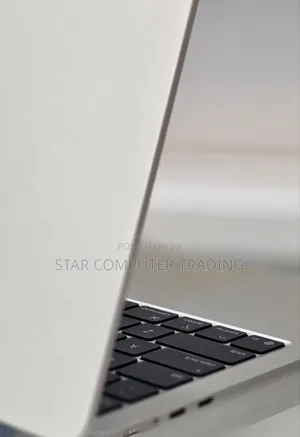 New Laptop Apple MacBook Air 2025 M4 13-inch 16GB Apple M4 SSD 256GB