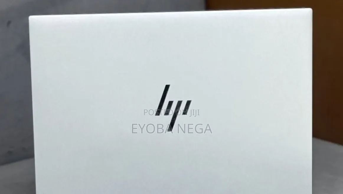 New Laptop HP EliteBook 840 G9 16GB Intel Core i7 SSD 512GB