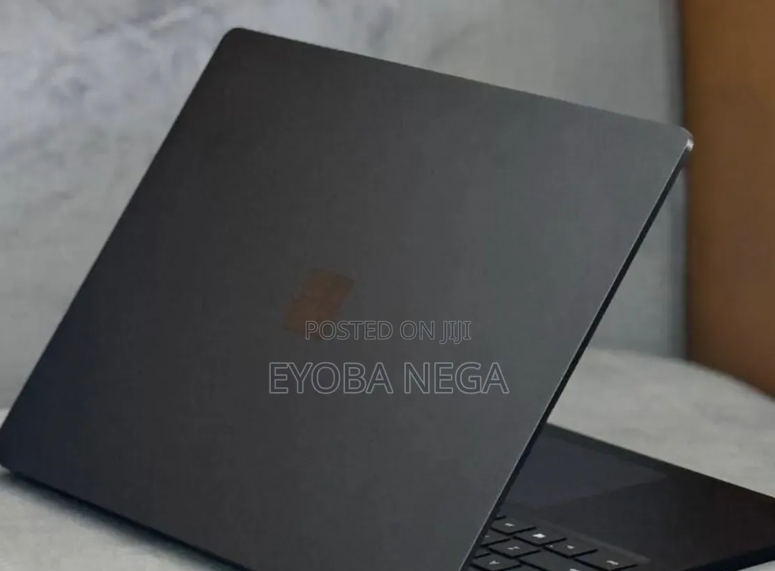 New Laptop Microsoft Surface Laptop 4 16GB Intel Core i7 SSD 256GB